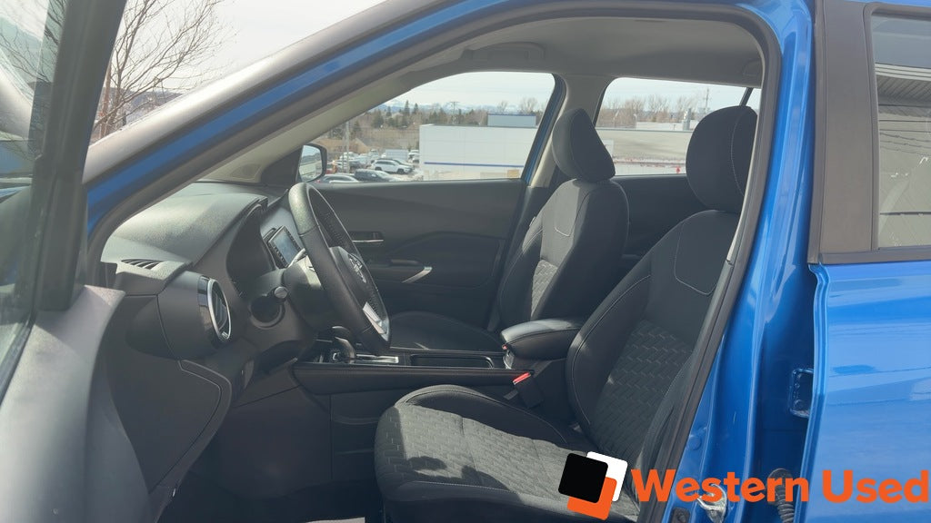 2022 Nissan Kicks SV FWD