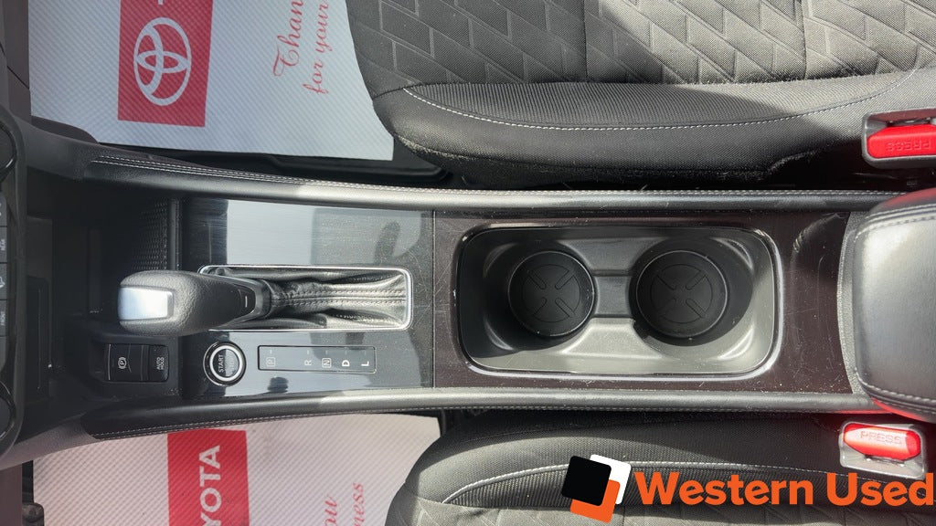 2022 Nissan Kicks SV FWD