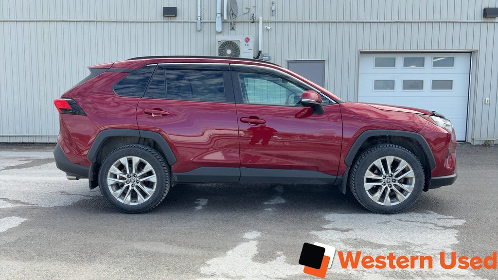2023 Toyota RAV4 XLE AWD