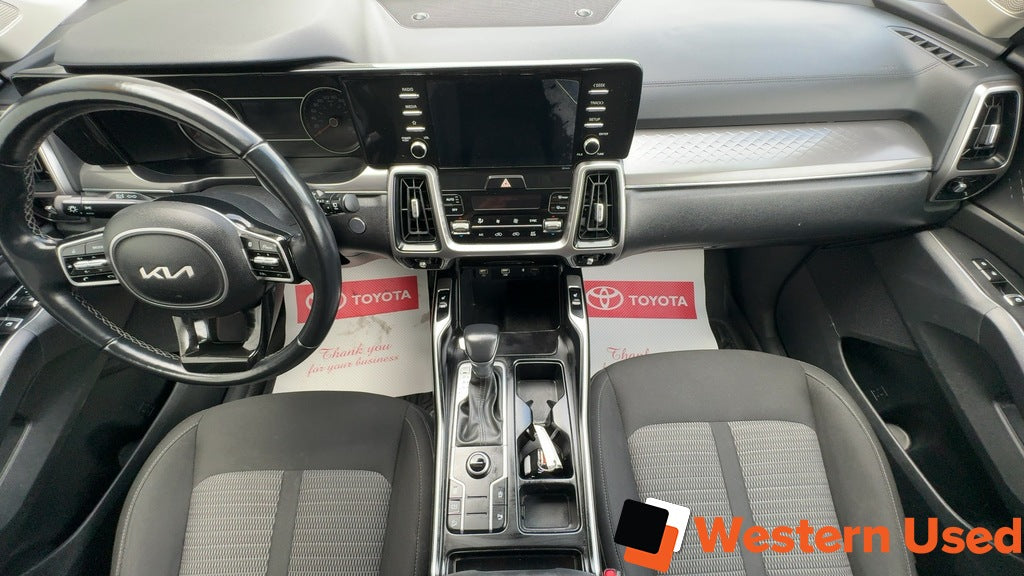 2023 Kia Sorento LX Premium AWD
