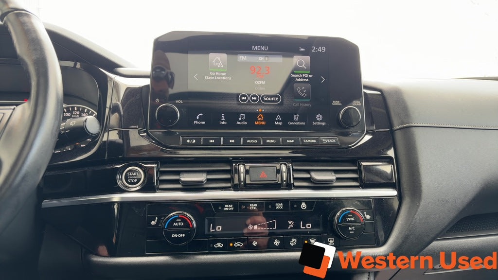 2023 Nissan Pathfinder SL 4WD