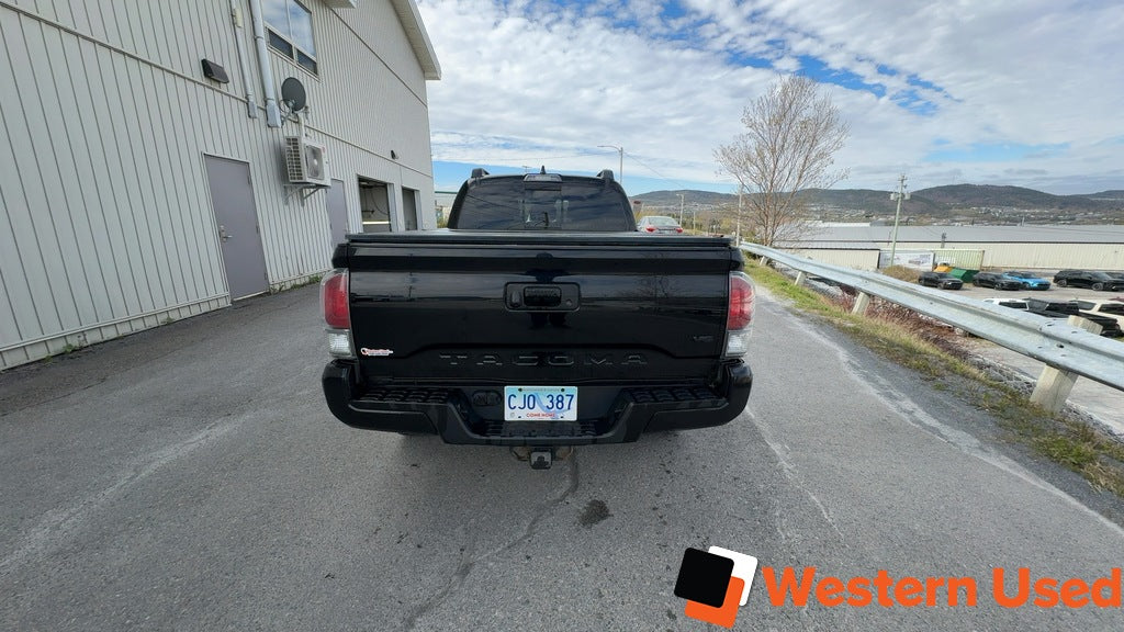 2022 Toyota Tacoma 4x4 Double Cab Auto