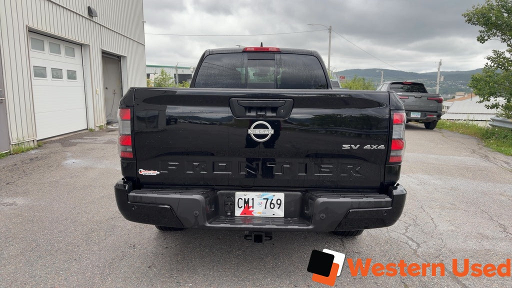 2024 Nissan Frontier Crew Cab 4x4 Long Bed SV