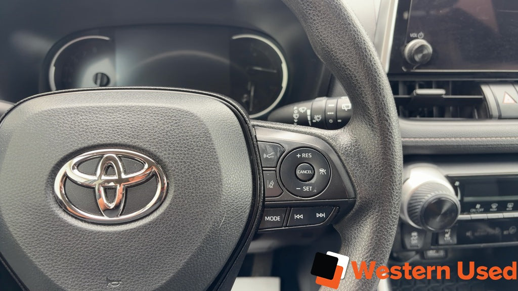 2023 Toyota RAV4 LE AWD