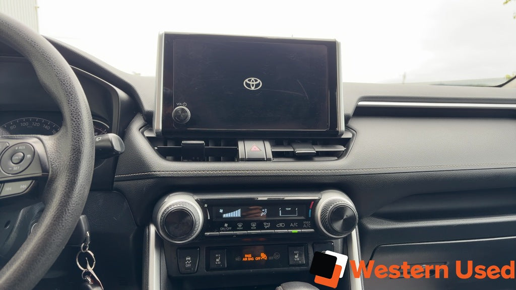 2023 Toyota RAV4 LE AWD