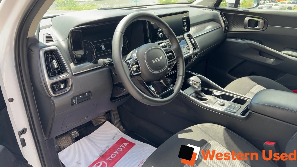2023 Kia Sorento LX Premium AWD