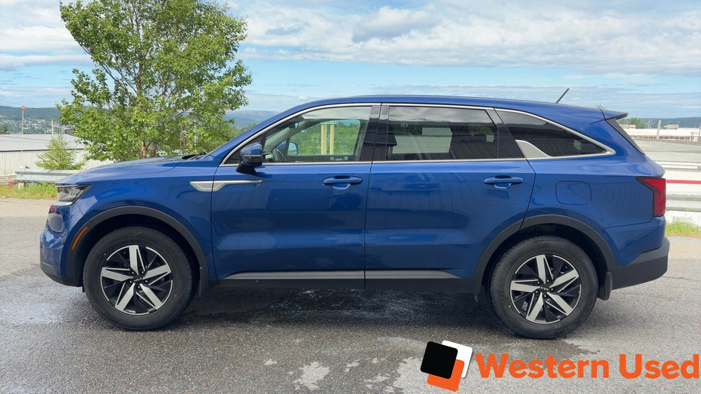 2022 Kia Sorento LX Premium AWD
