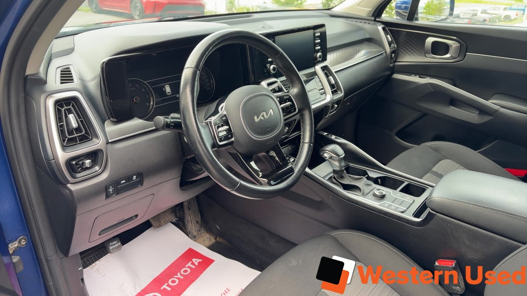 2022 Kia Sorento LX Premium AWD