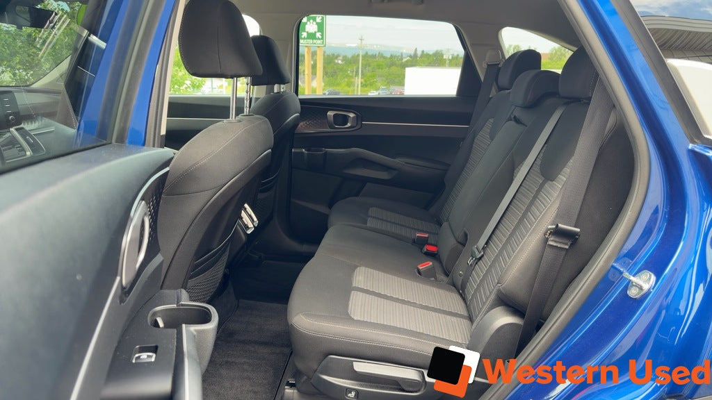 2022 Kia Sorento LX Premium AWD
