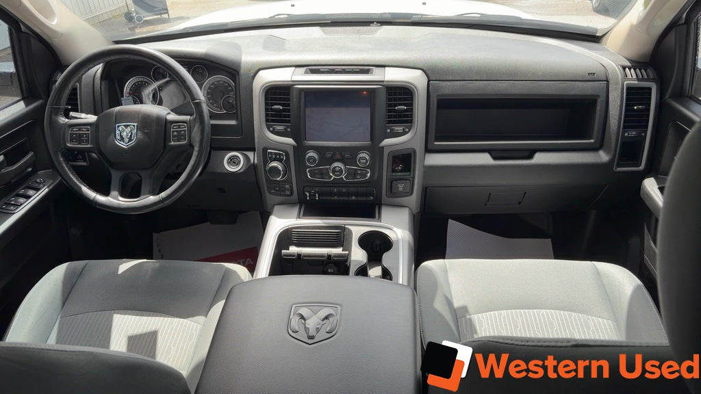 2022 Ram 1500 Classic Express 4x4 Quad Cab 6'4" Box