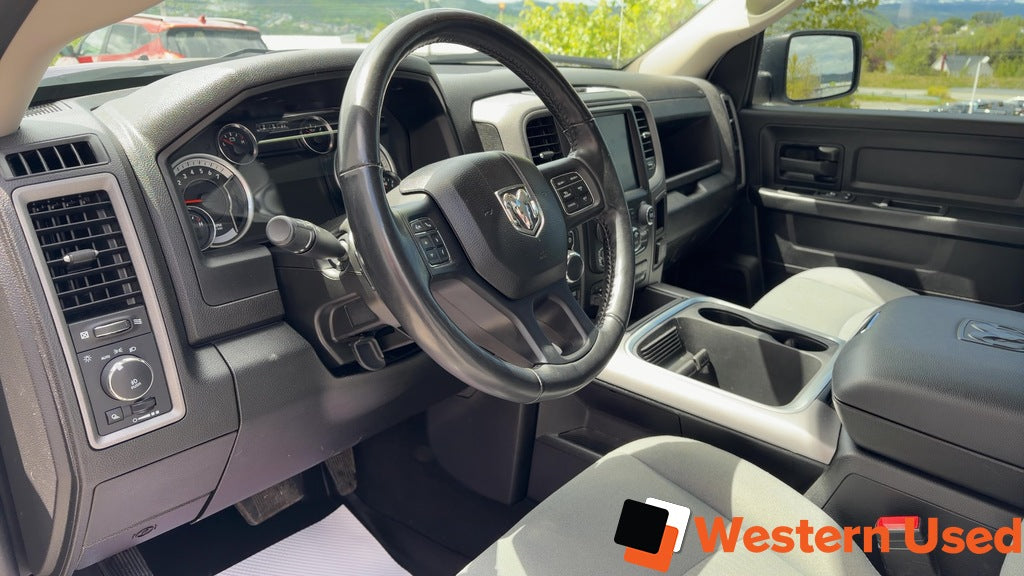 2022 Ram 1500 Classic Express 4x4 Quad Cab 6'4" Box