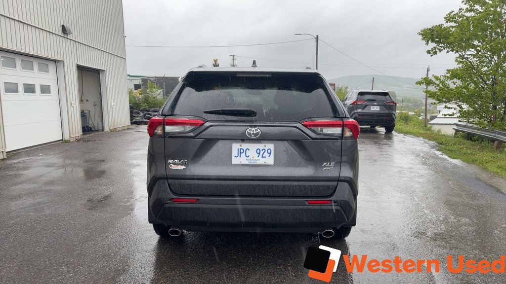 2023 Toyota RAV4 XLE AWD