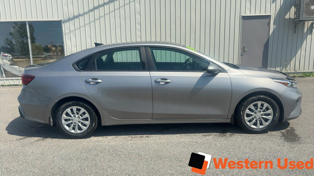 2023 Kia Forte LX IVT