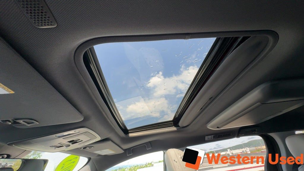 2023 Toyota Sienna XSE 7-Passenger AWD