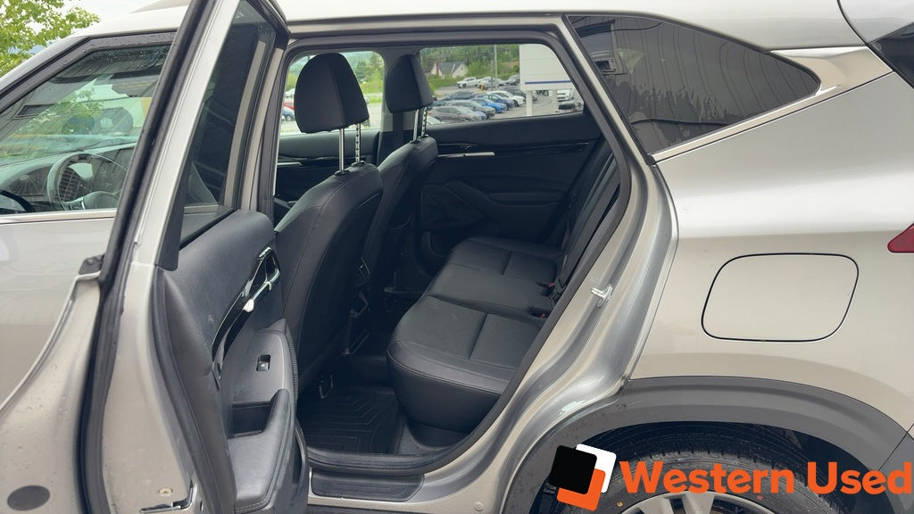 2023 Kia Seltos EX AWD