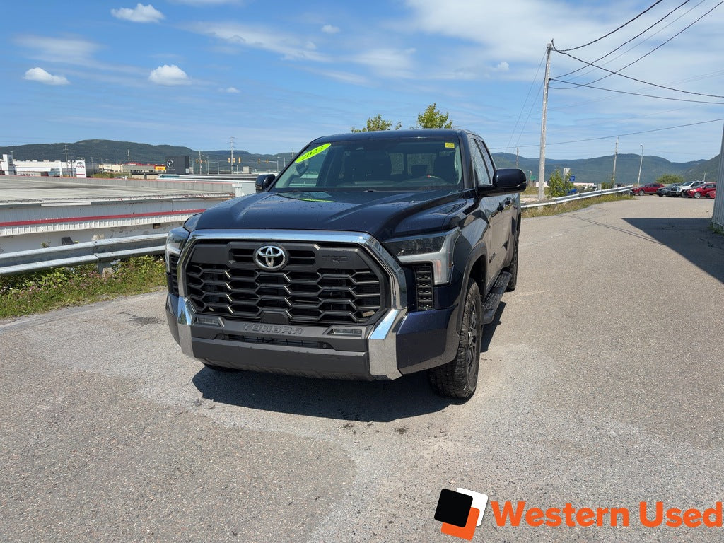2023 Toyota Tundra 4x4 Double Cab SR