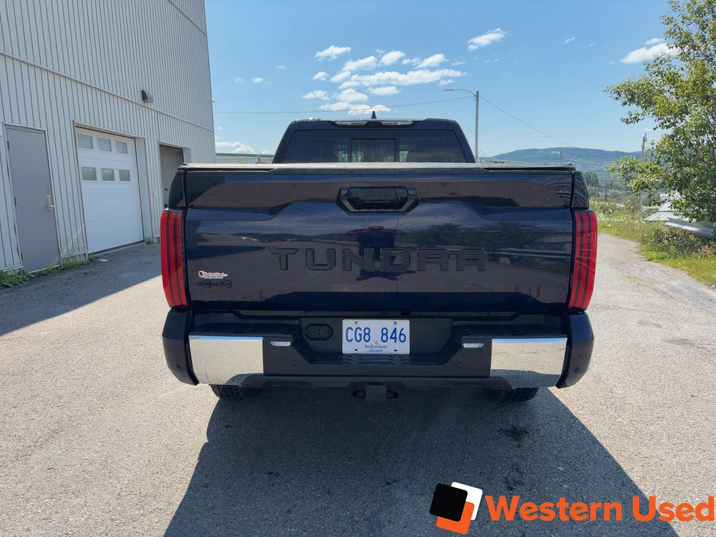 2023 Toyota Tundra 4x4 Double Cab SR