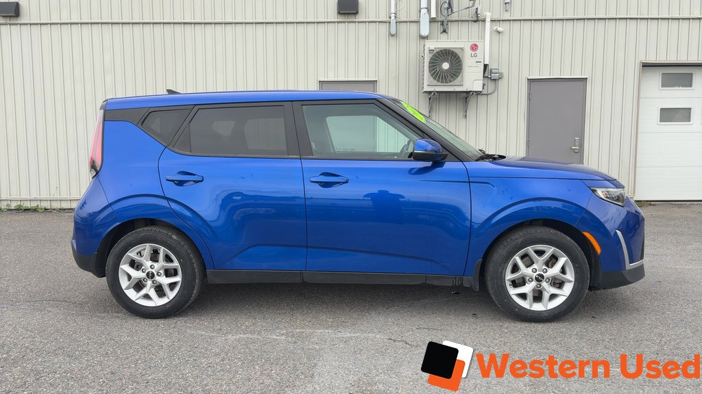 2023 Kia Soul EX IVT