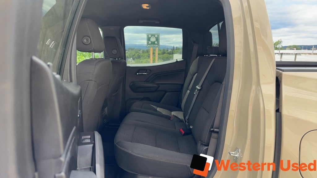2024 GMC Canyon 4WD Crew Cab Elevation