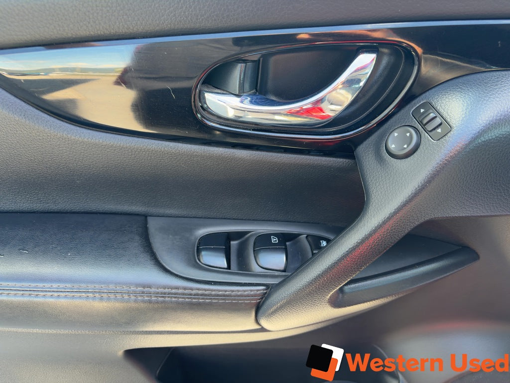 2022 Nissan Qashqai AWD SV CVT
