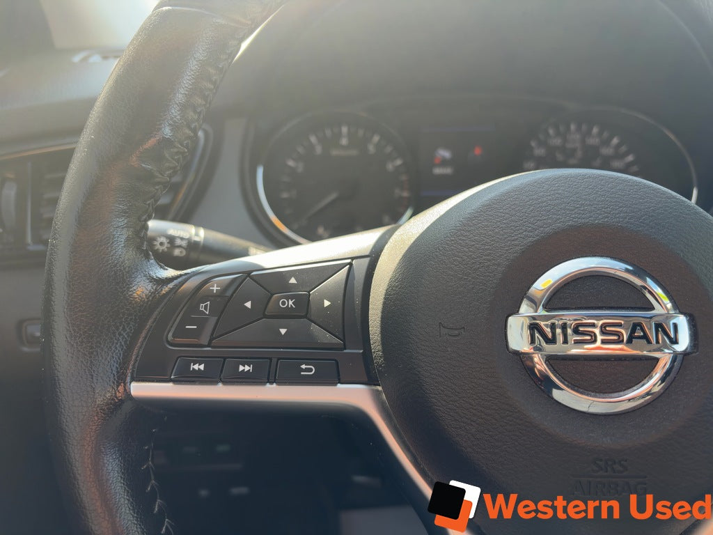 2022 Nissan Qashqai AWD SV CVT