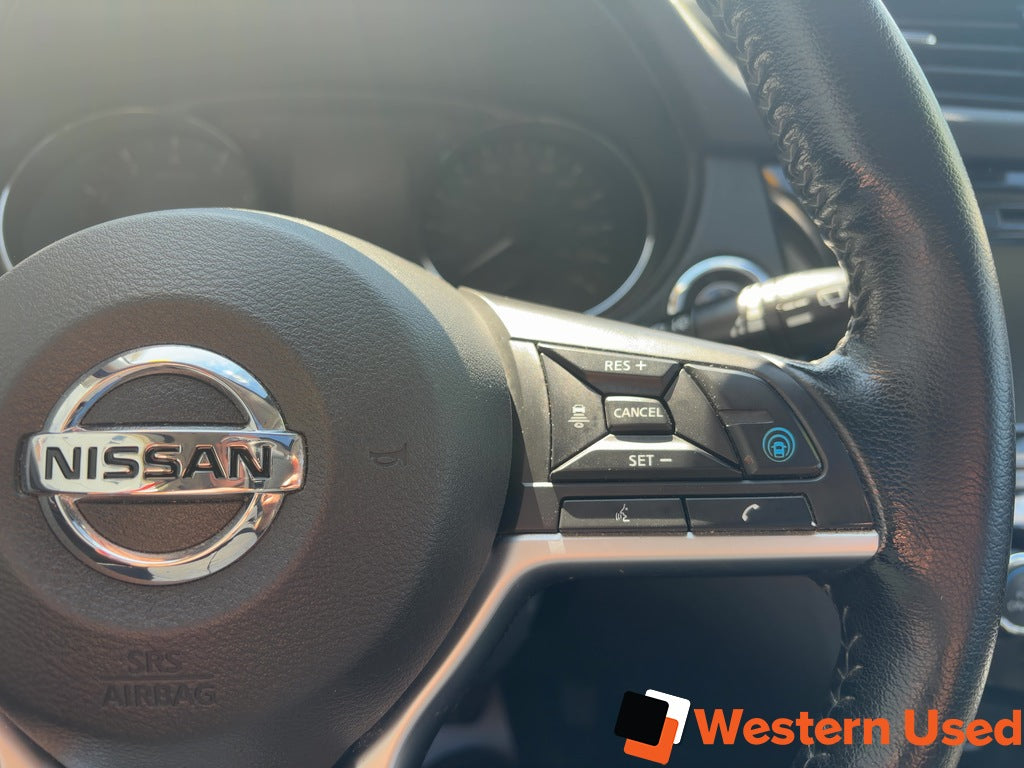 2022 Nissan Qashqai AWD SV CVT