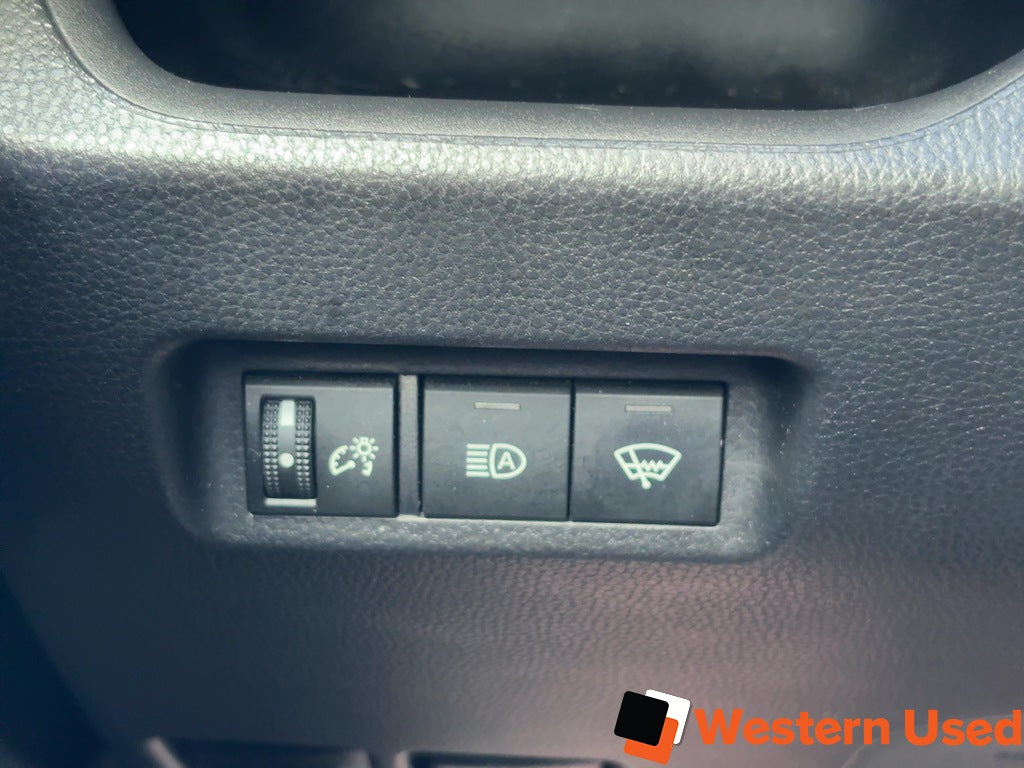 2021 Toyota RAV4 LE AWD