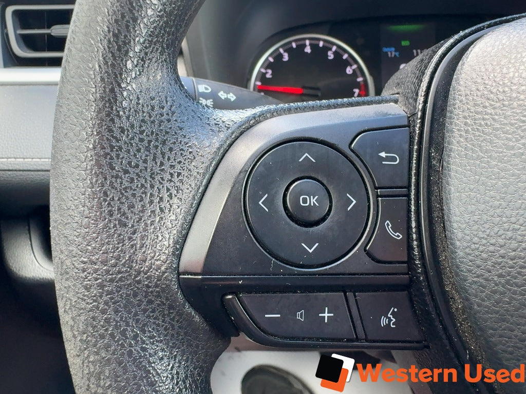 2021 Toyota RAV4 LE AWD