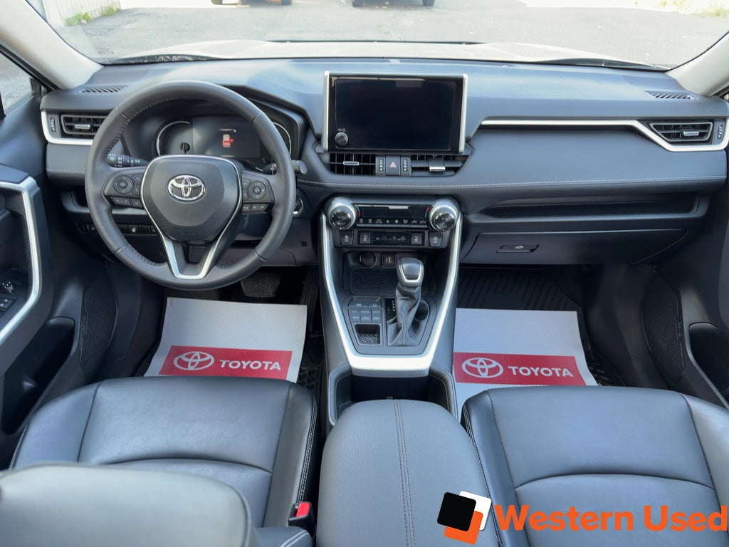 2023 Toyota RAV4 XLE AWD