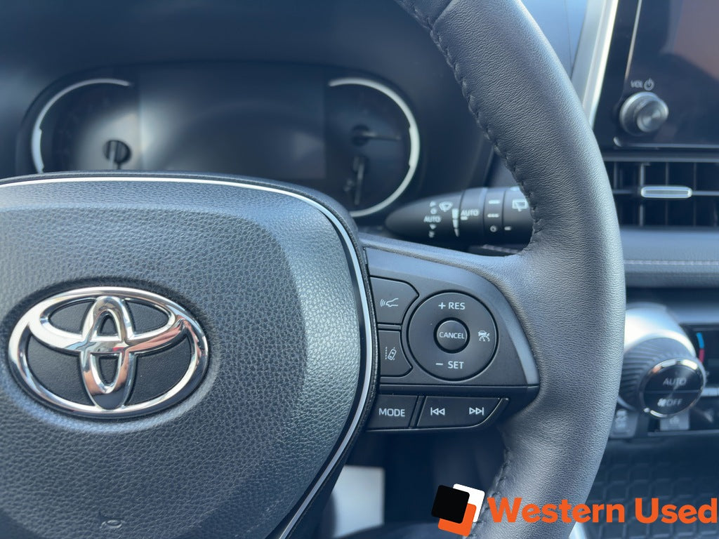 2023 Toyota RAV4 XLE AWD
