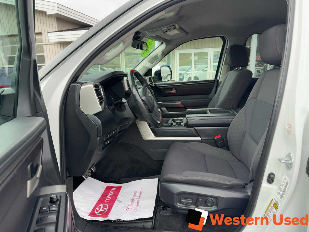 2023 Toyota Tundra 4x4 Crewmax SR