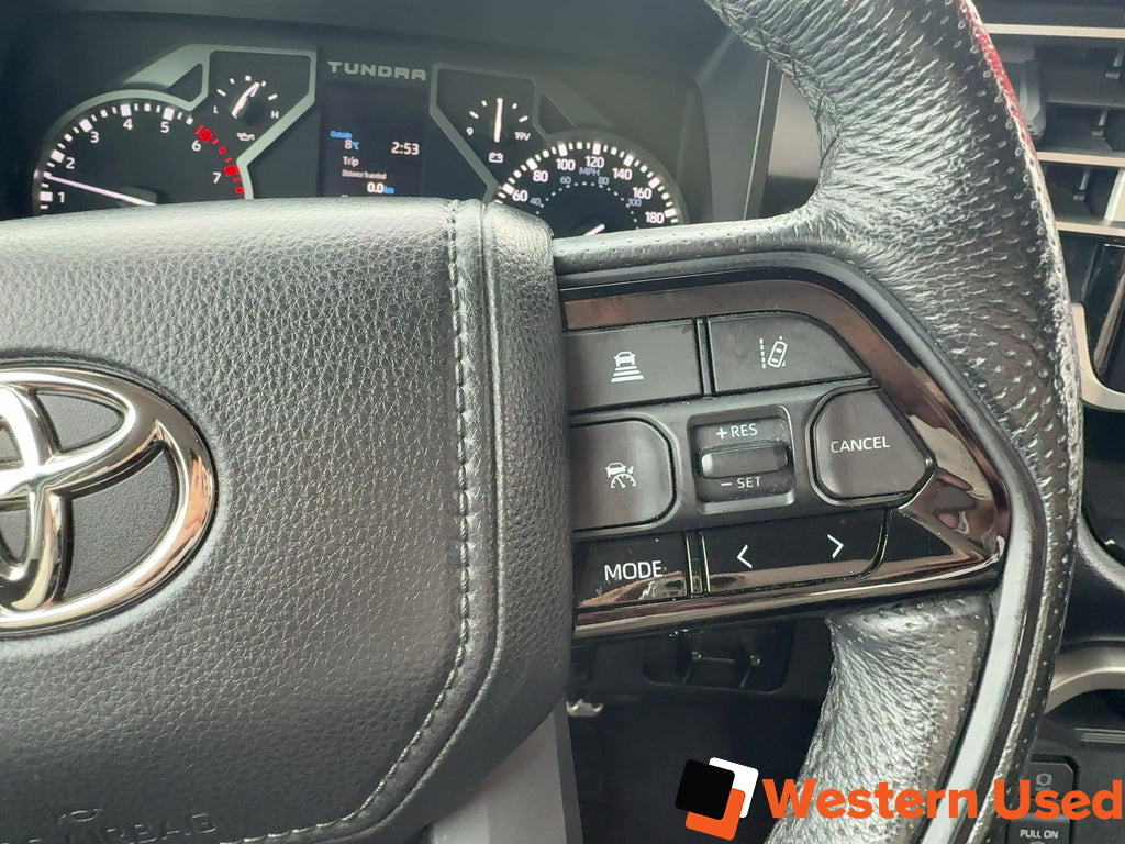 2023 Toyota Tundra 4x4 Crewmax SR