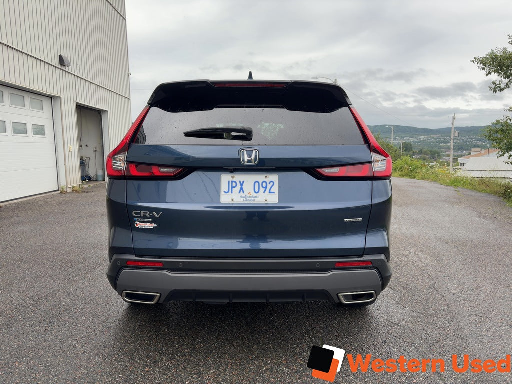 2023 Honda CR-V Hybrid Touring AWD