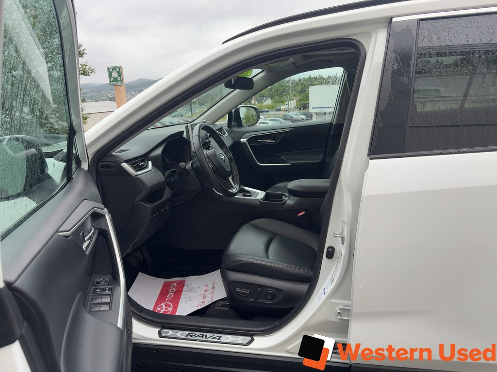 2019 Toyota RAV4 AWD XLE