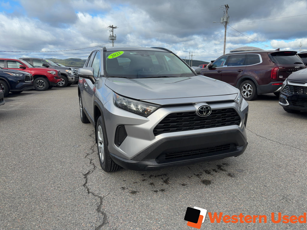 2021 Toyota RAV4 LE AWD