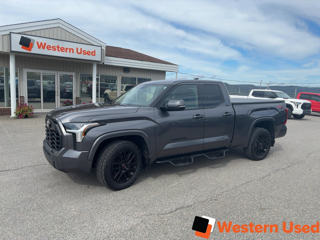 2023 Toyota Tundra 4x4 Double Cab SR
