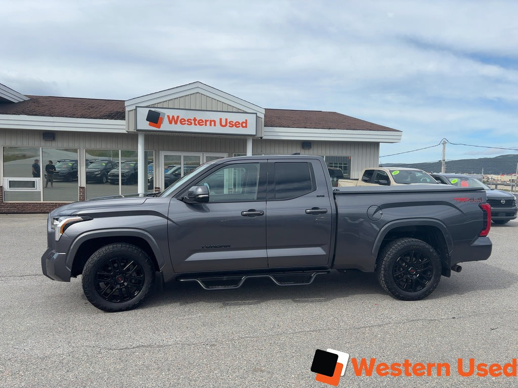 2023 Toyota Tundra 4x4 Double Cab SR