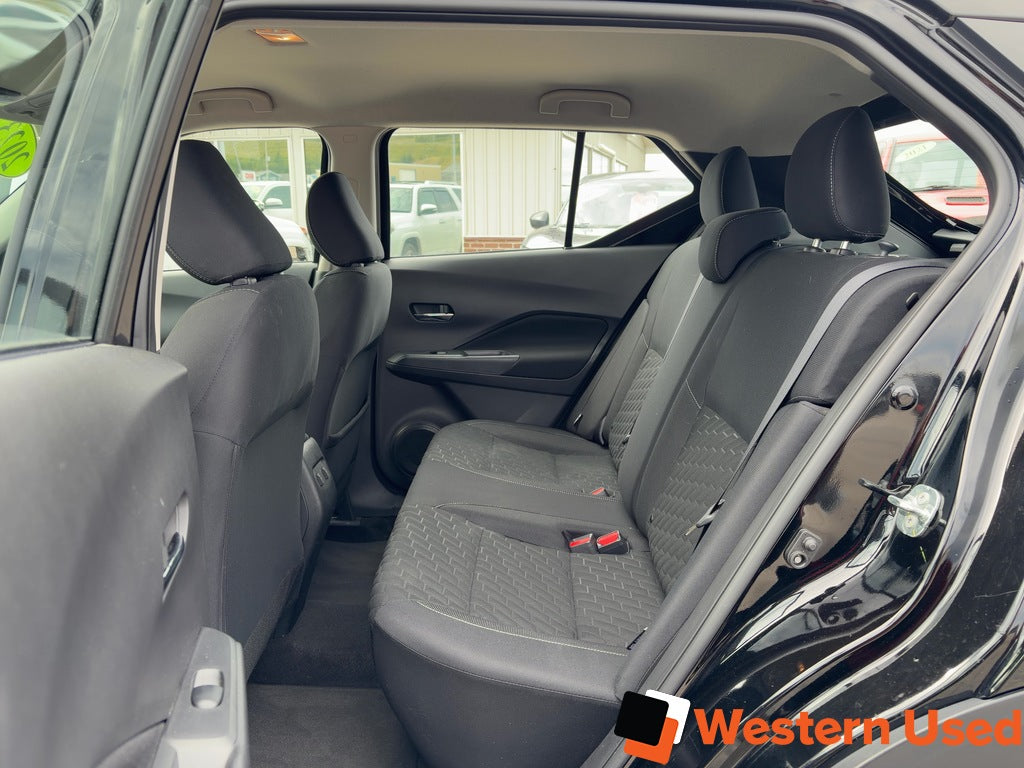 2023 Nissan Kicks SV FWD