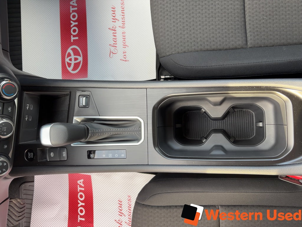 2025 Nissan Kicks S FWD