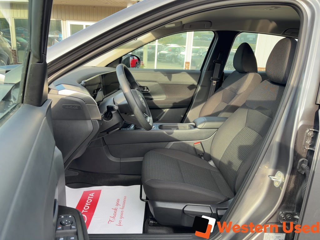 2025 Nissan Kicks S FWD