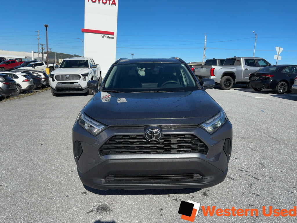 2023 Toyota RAV4 XLE AWD