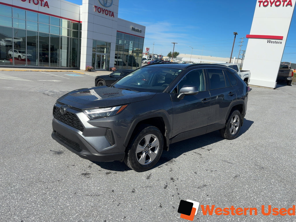 2023 Toyota RAV4 XLE AWD