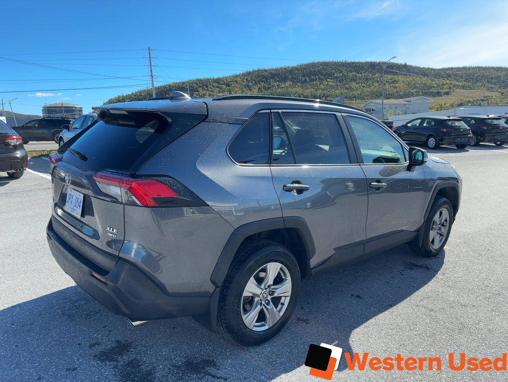 2023 Toyota RAV4 XLE AWD