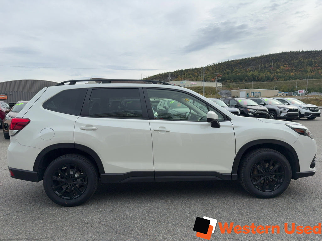 2024 Subaru Forester AWD