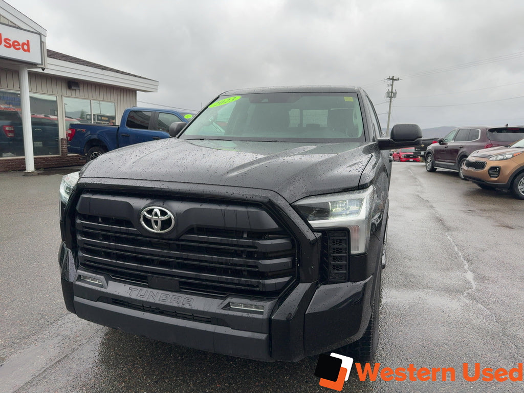 2023 Toyota Tundra 4x4 Double Cab SR