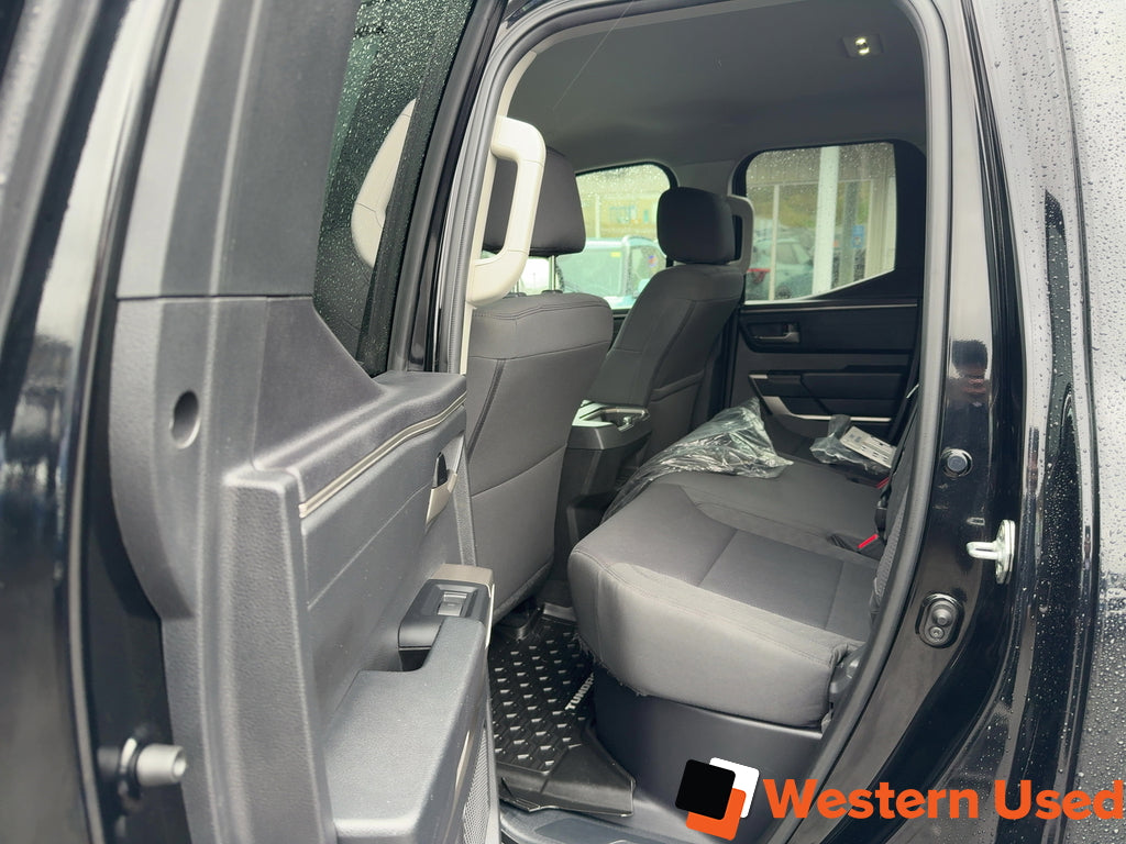 2023 Toyota Tundra 4x4 Double Cab SR
