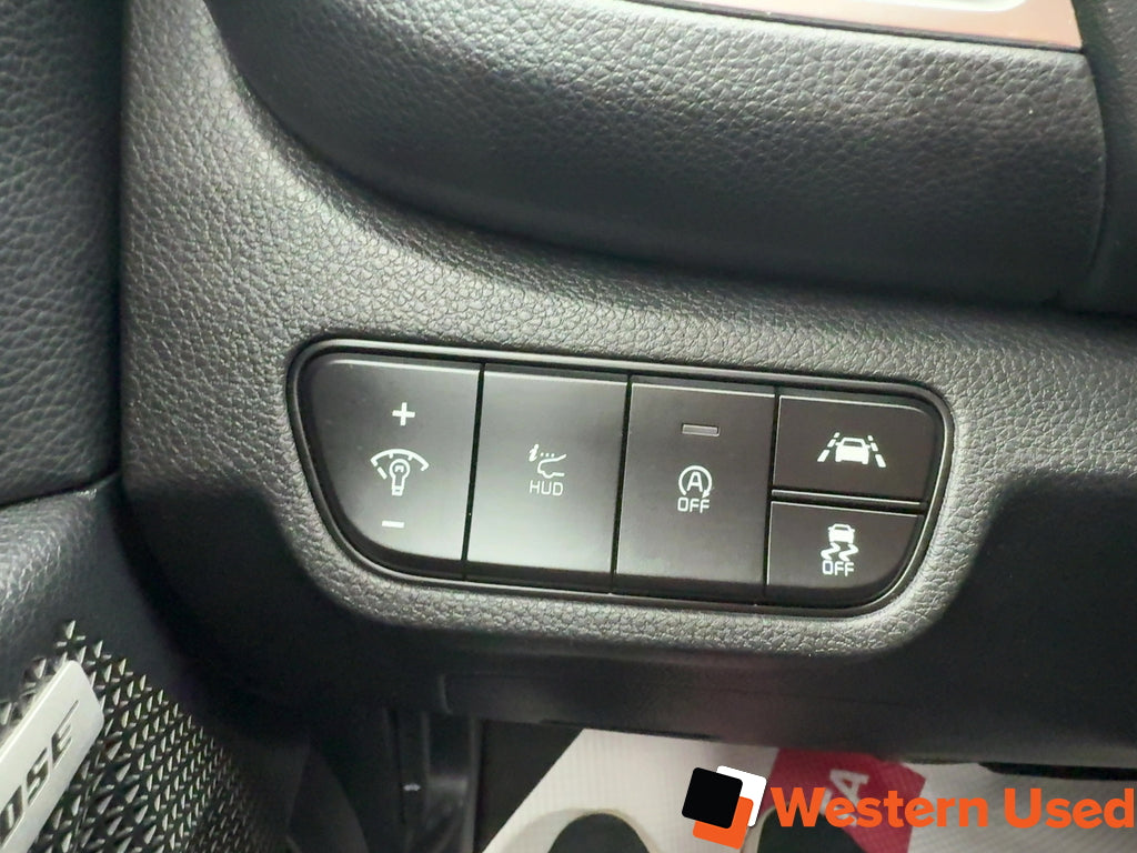 2022 Kia Seltos SX Turbo AWD w/Black Interior