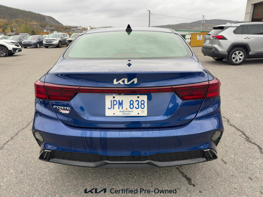 2023 Kia Forte EX IVT