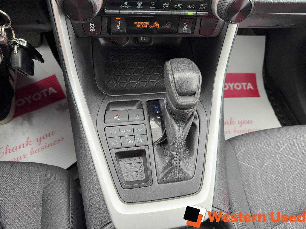 2019 Toyota RAV4 AWD LE