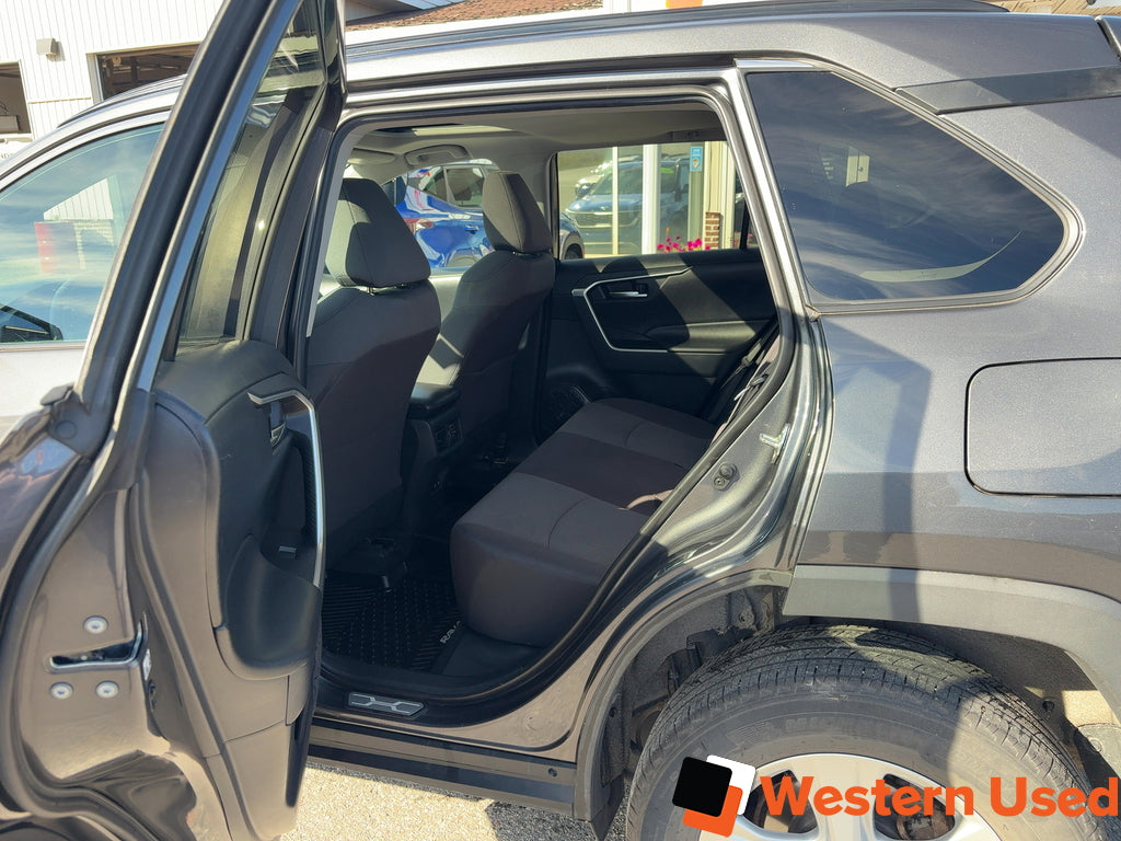 2019 Toyota RAV4 AWD XLE